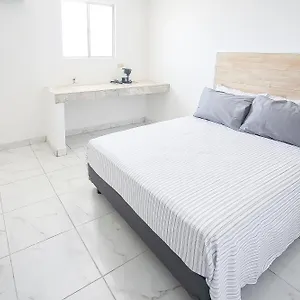 Hotel Oyo Plaza Torres,, Cabo San Lucas